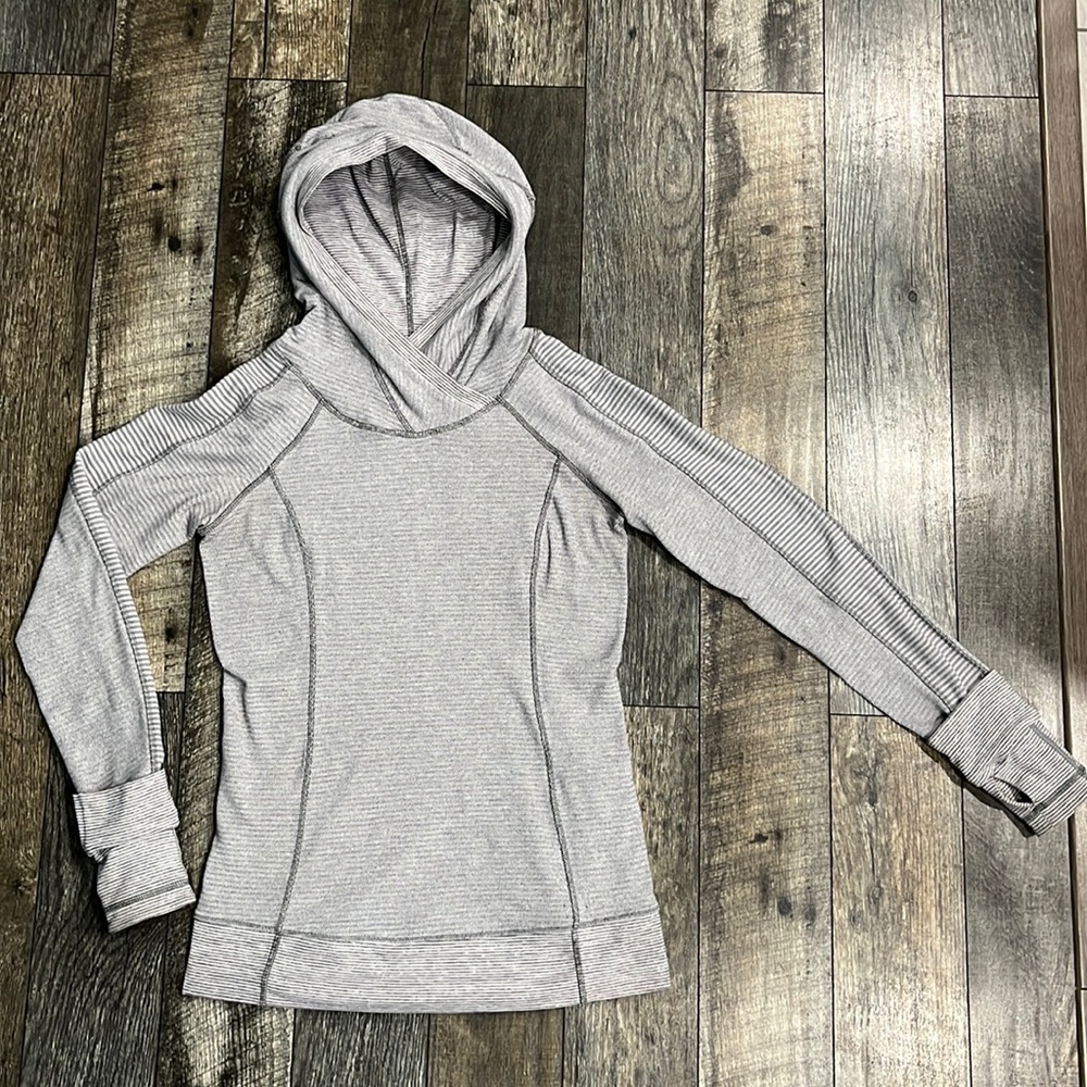 Lululemon Pullover